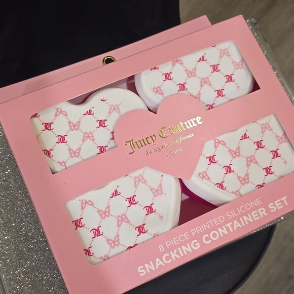 Juicy Couture Home 8-PC Heart Shaped Printed Silicone Snacking Container Set - Picture 6 of 8